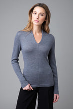 Load image into Gallery viewer, Kinross Worsted Cashmere Gathered V-Neck
